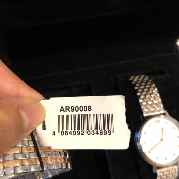 NWT His and Hers Emporio Armani watch set - Picture 14 of 15